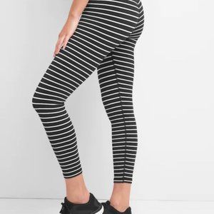 Gap Striped Blackout Tech Leggings 